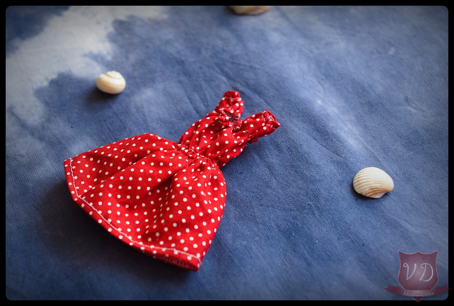 Red Polka Dotted Retro Smocked Dress for Barbies, 1/6 dolls