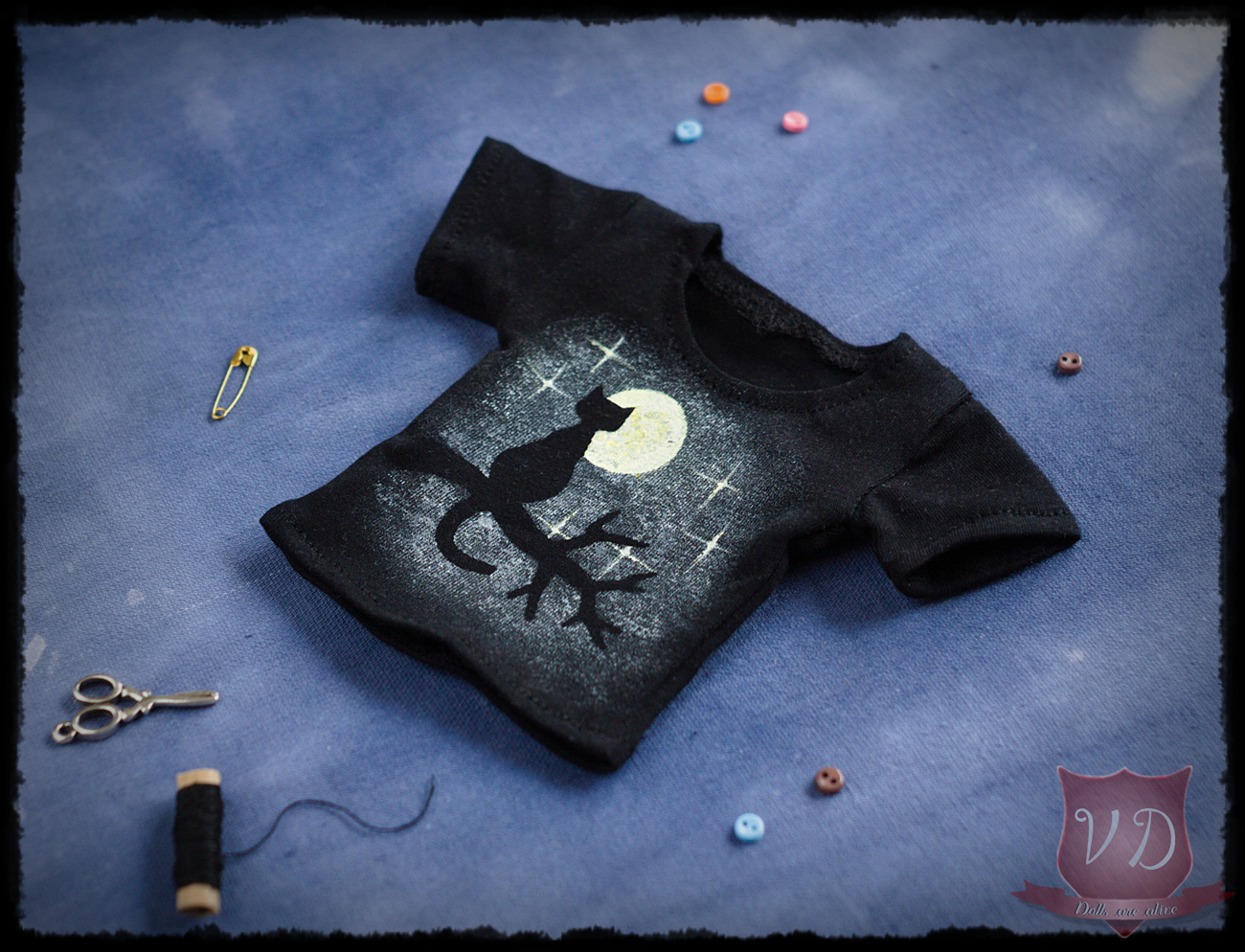 Black Cat Silhouette by the Moon Pattern T-shirt, Tee, Kitty at Night Cute Fashion Top for SD, SD13, 1/3 BJD Doll