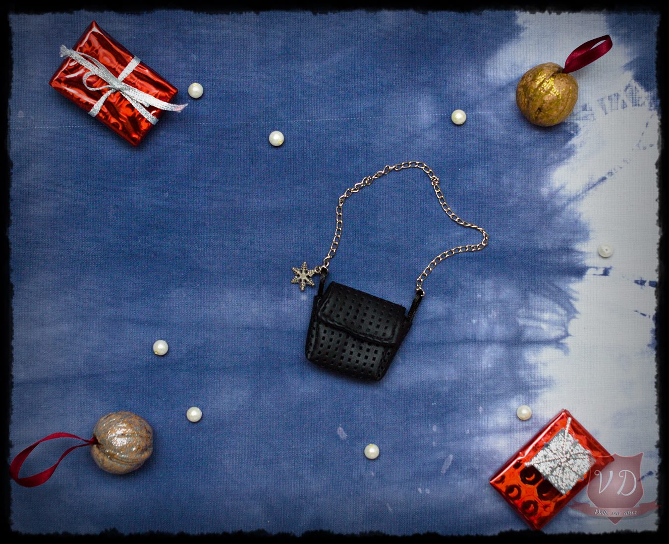 Black Faux Leather Chain Strap Clutch Bag, Purse with Snowflake Charm, Pretty Accerssorie for MSD, Minifee, 1/4 BJD Doll