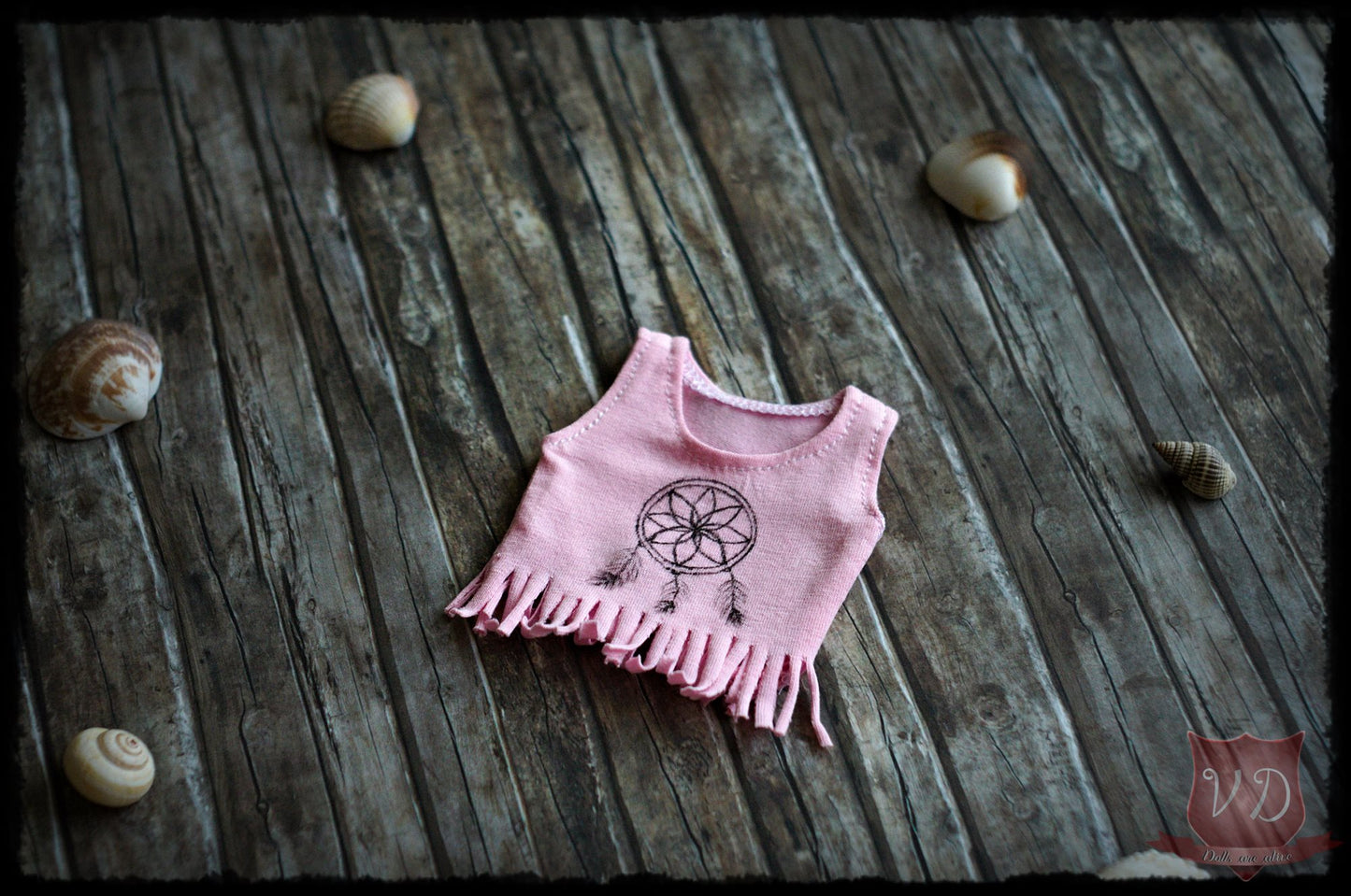 Dreamcatcher Pattern Boho Style, Fringe Crop Top, Sleeveless Cool Groovy Summer Fashion T-shirt in 2 Colours for SD, SD13, 1/3 BJD