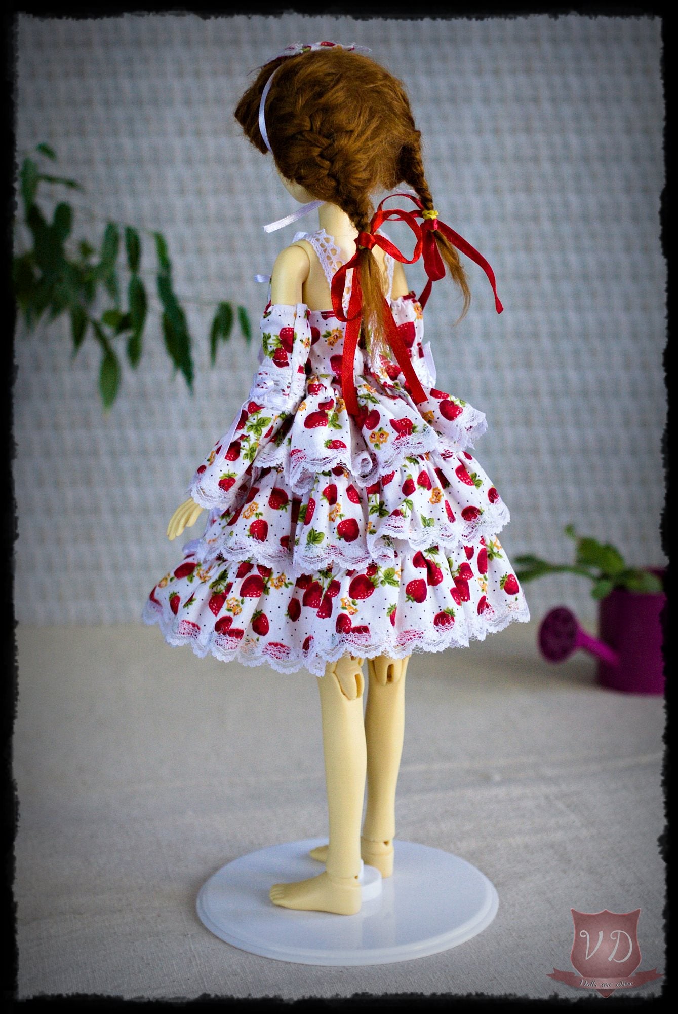 Strawberry Print Sweet Lolita Ruffled Frilly Lace Dress with Sleeves & Bow, Cute Girl Outfit, Set for Slim MSD, Minifee, 1/4 BJD Doll